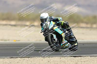 media/Apr-20-2025-CVMA (Sun) [[39090e8767]]/Race 9-Formula LW Twins Shootout/